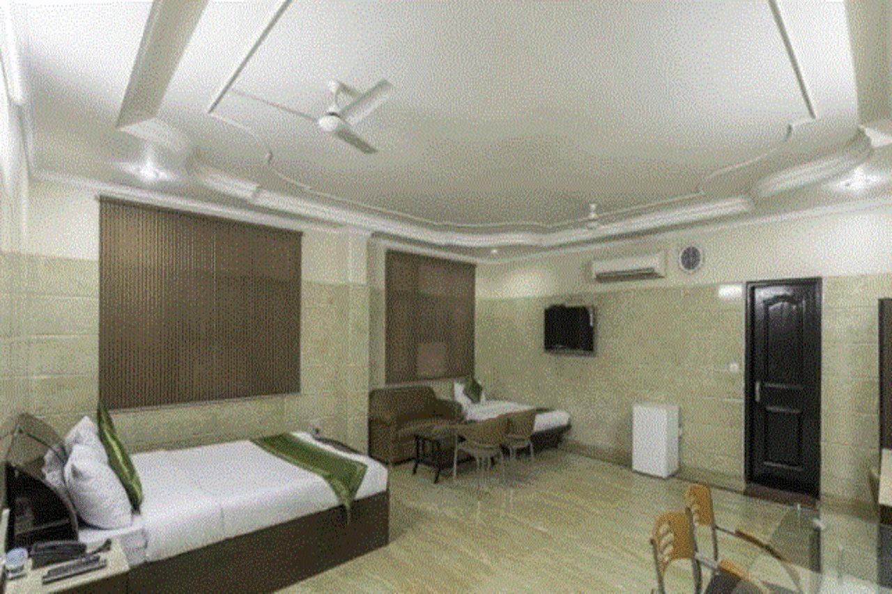 Treebo Trend Singh Sons Karol Bagh Hotel New Delhi Bagian luar foto