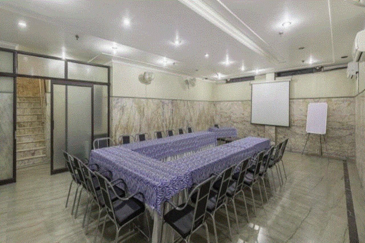 Treebo Trend Singh Sons Karol Bagh Hotel New Delhi Bagian luar foto