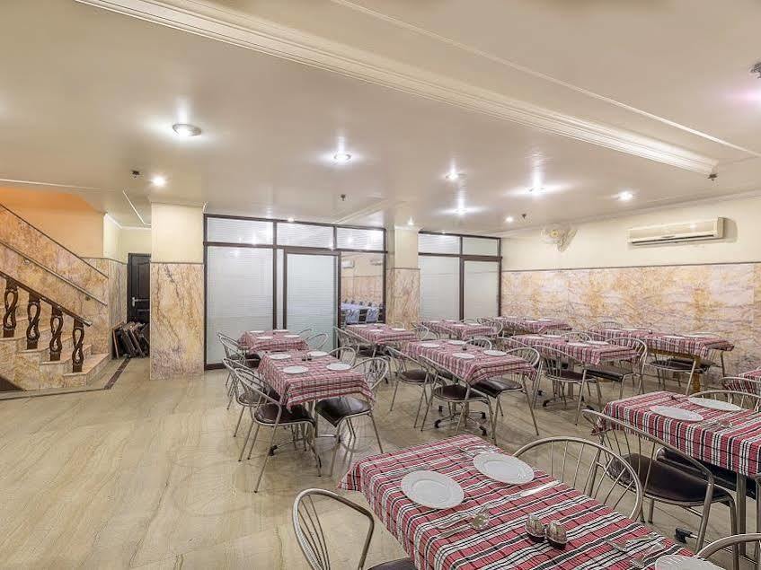Treebo Trend Singh Sons Karol Bagh Hotel New Delhi Bagian luar foto