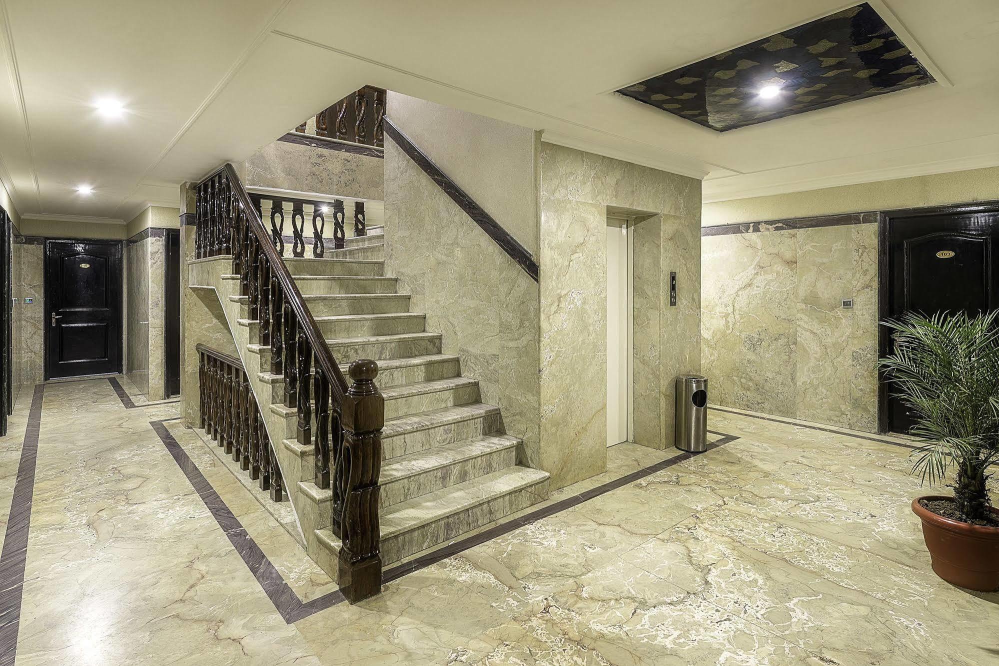 Treebo Trend Singh Sons Karol Bagh Hotel New Delhi Bagian luar foto